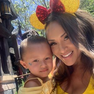 Meet your Posher, Christy